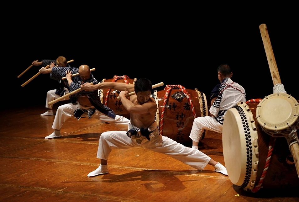 Miyake–jima Geino Doshi–kai